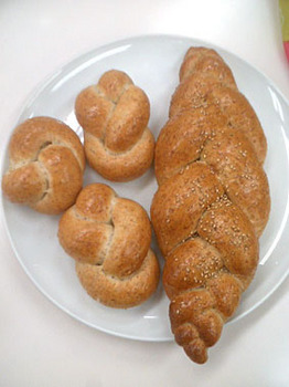 編みパン＆むすびパン２種.jpg